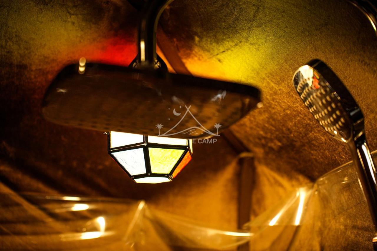 The White Camp - Your Merzouga Luxury Desert Camp & Erg Chebbi Dunes Camel Riding Exteriér fotografie