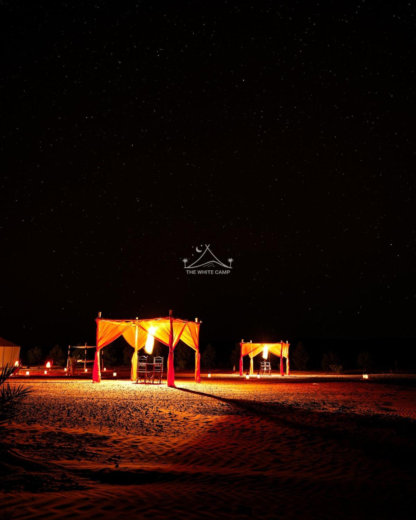 The White Camp - Your Merzouga Luxury Desert Camp & Erg Chebbi Dunes Camel Riding Exteriér fotografie